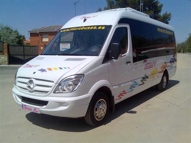 16-seater minibus rental