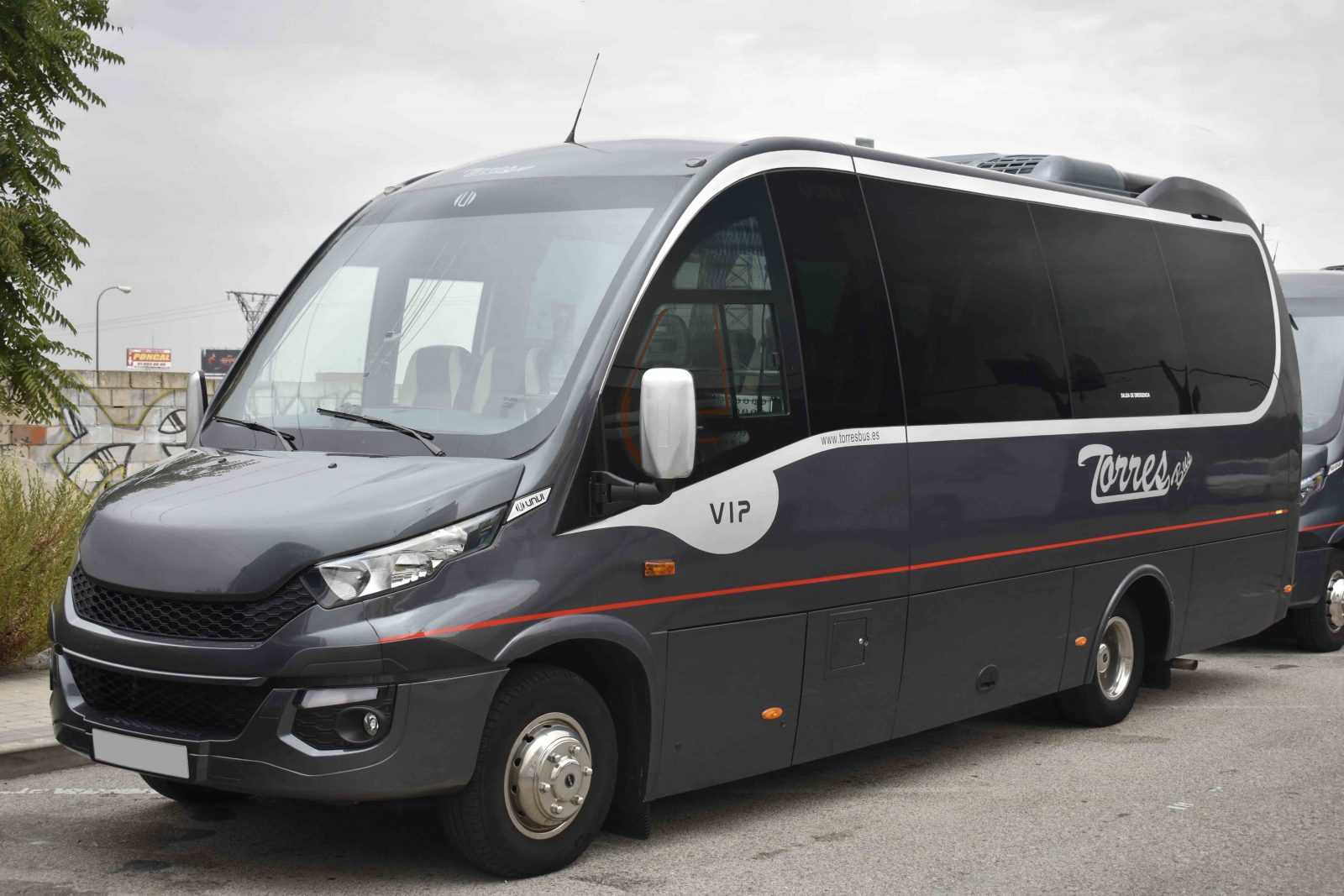 Alquiler de autobuses, autocares, microbuses y minibuses en Madrid