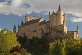 Alquiler autobus y microbus para visita Segovia