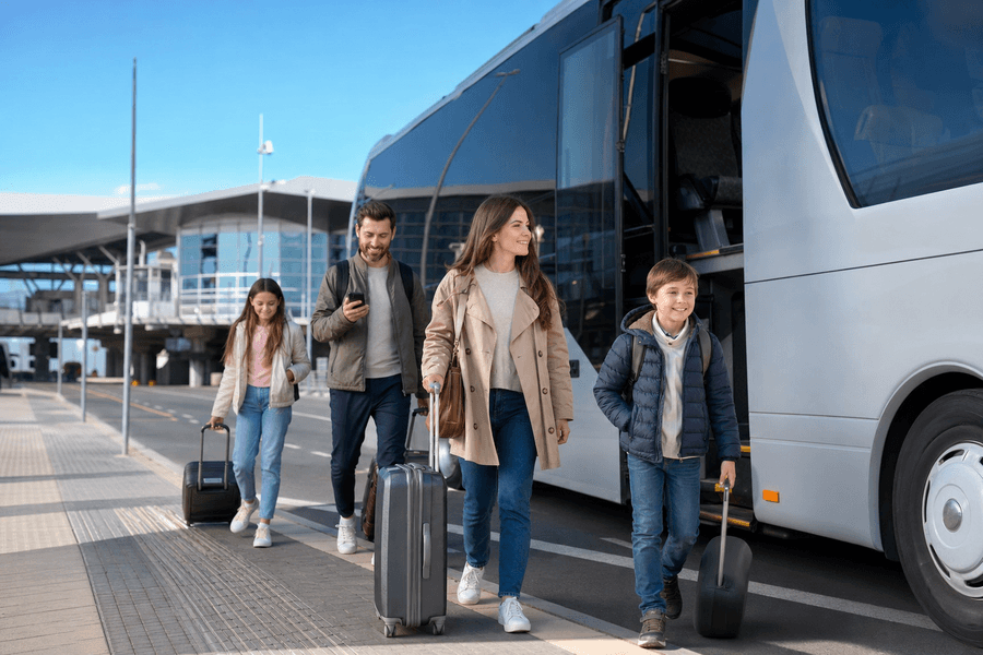 Convierte tus traslados de aeropuerto en una experiencia cómoda y eficiente. Planifica, elige el transporte adecuado y confía en los expertos.